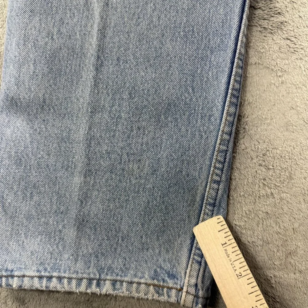 Vintage Levi's 501 Jeans Mens 34x32 Blue Light Wash Straight Leg Denim USA 90s